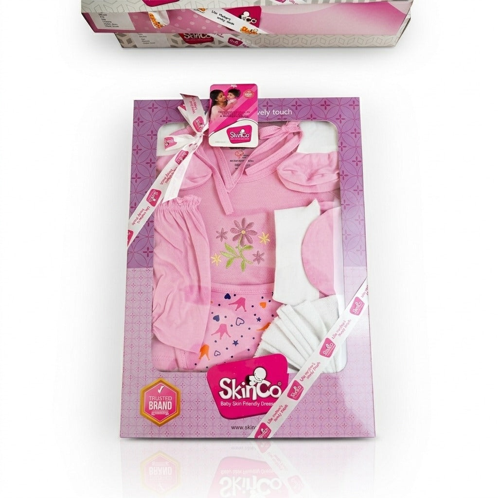 SkinCo Gift Set I for Girls – 7 Piece Newborn Gift Set with Free Soap & Powder